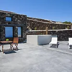 Luxe Efis Sea View 4 & 4 Prive Jacuzzi فيلة إيميروفيغلي