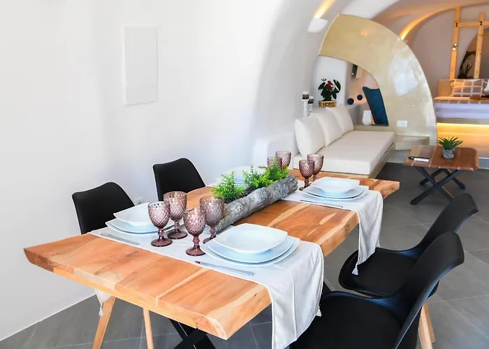 Luxe Efis Sea View 4 & 4 Prive Jacuzzi Villa Imerovigli (Santorini)