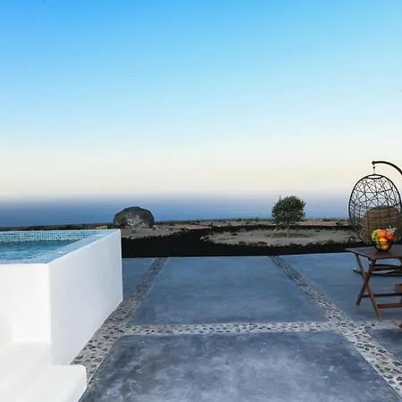 Luxe Efis Sea View 4 & 4 Prive Jacuzzi Imerovigli (Santorini)