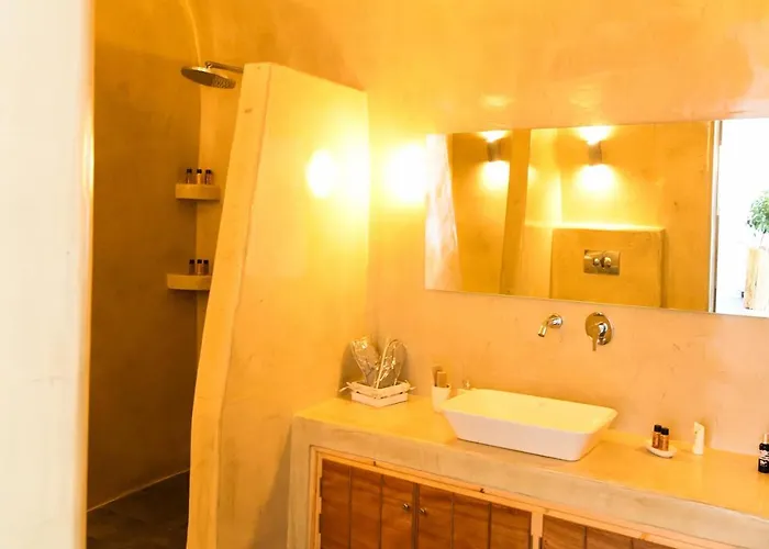 Luxe Efis Sea View 4 & 4 Prive Jacuzzi * Imerovigli (Santorini)