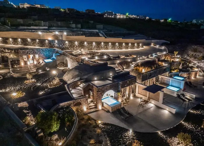 Luxe Efis Sea View 4 & 4 Prive Jacuzzi Imerovigli (Santorini)