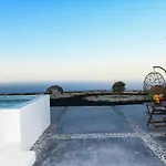 Luxe Efis Sea View 4 & 4 Prive Jacuzzi Imerovigli