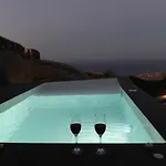 Luxe Efis Sea View 4 & 4 Prive Jacuzzi Villa *
