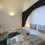 Villa Luxe Efis Sea View 4 & 4 Prive Jacuzzi Imerovigli