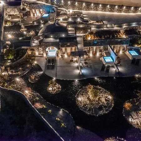 Luxe Efis Sea View 4 & 4 Prive Jacuzzi Villa