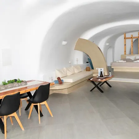 Luxe Efis Sea View 4 & 4 Prive Jacuzzi * Imerovigli (Santorini)