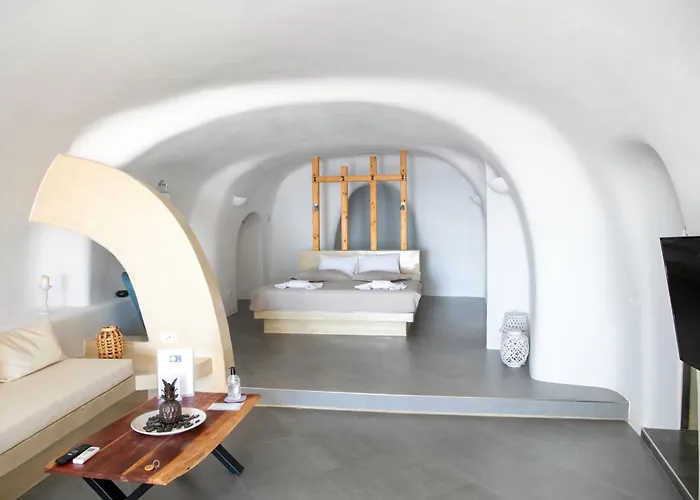 Luxe Efis Sea View 4 & 4 Prive Jacuzzi Villa